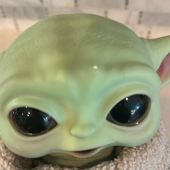 Mattel Star Wars plush body and plastic head Grogu. - Picture 3 of 6